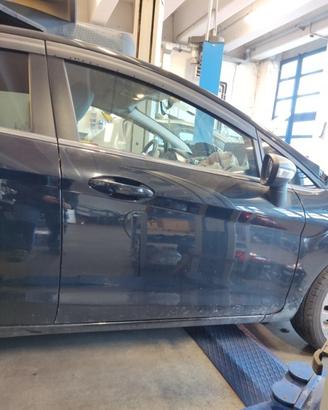 Porta anteriore dx nuda FORD FIESTA del 2010