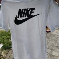 T-shirt Nike Sportswear Icon Futura 