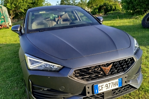 Cupra Leon e Hybrid 245 cv