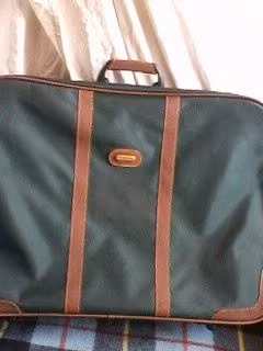 VALIGIA 4r +TROLLEY 2r +Valigia 24h + BEAUTY +Zain
