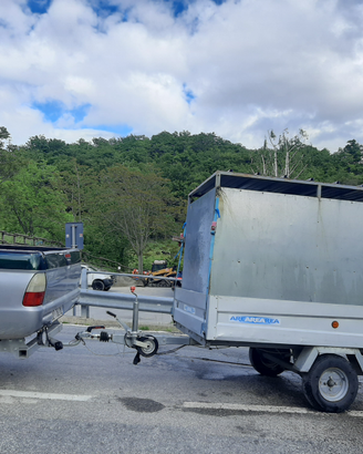Carrello per con scatola in acciaio rimovibile