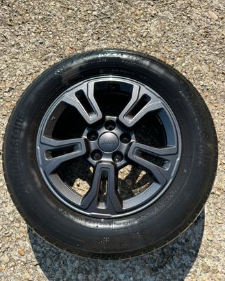 Set cerchi Jeep Renegade 16’ grigio antracite