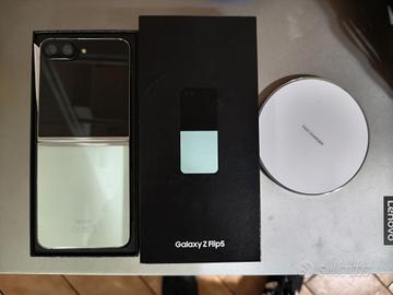 Samsung Galaxy Z Flip 5 (256 GB)