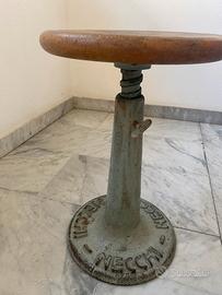 Sgabello Necchi