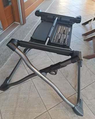 bassinet stand