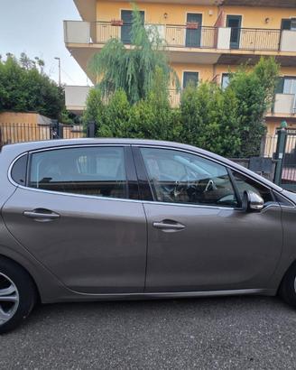 PEUGEOT 208 1.4 HDI . SUPER ACCESSORIATA - ALLURE