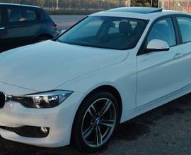 BMW 318d sport - 2012