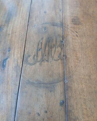 Tavolo rotondo antico in legno massello