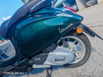 Come Nuova Vespa Primavera 125 Touring