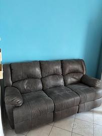 Divano 3 posti - 2 recliner elettrici
