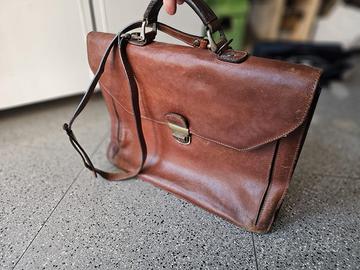 BORSA 24ORE CON TRACOLLA E CHIAVE