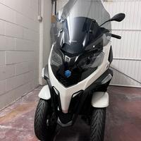 Piaggio MP3 400hpe Sport