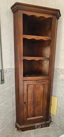 Mobile angolare in legno