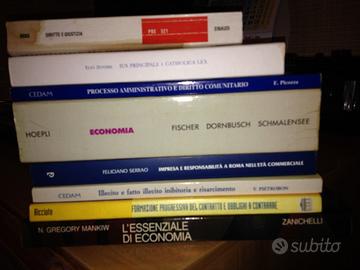 Vecchi libri universitari Giurisprudenza