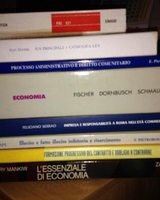 Vecchi libri universitari Giurisprudenza
