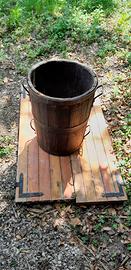 Vecchia tinozza in legno
