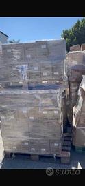 stock completo di bomboniere e articoli per feste
