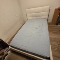 Letto 1 piazza e mezza con rete a ribalta cassone