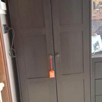 Armadio e cassettiera  nero wengè