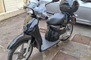 scarabeo 50cc 2 tempi nero