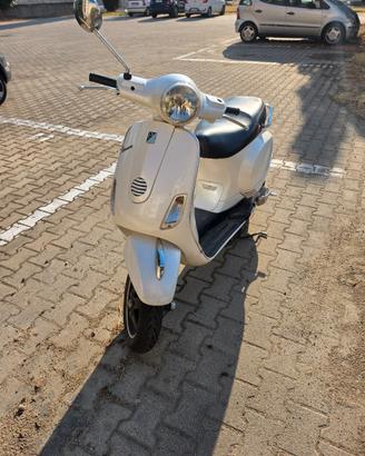 Vespa LX125 Immatricolazione 09/2005 18.350 km