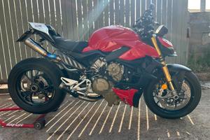 Ducat streetfighter v4s