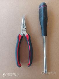 Pinza  becchi + chiave a cacciavite n.8 USAG