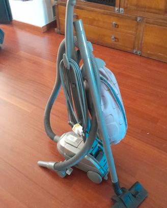 Aspirapolvere KIRBY +accessori e pezzi di ricambio