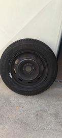 Ruota Completa 195/65 R15 4x10 Kumho 4 Stagioni
