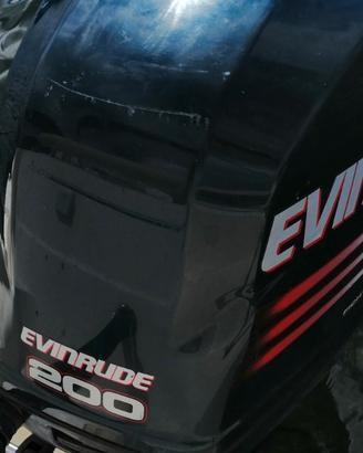 Fuoribordo Evinrude 200cv