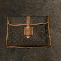 Pochette porta documenti old money style vintage
