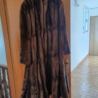Pelliccia di visoni interi femmina 