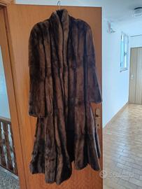 Pelliccia di visoni interi femmina 