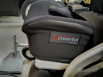 Carrozzina elettrica per trasporto disabili