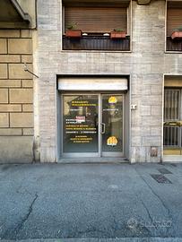 Locale commerciale 78 m² su due livelli in Via Mas