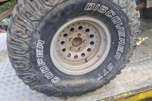 Gomme 35 12.5 15