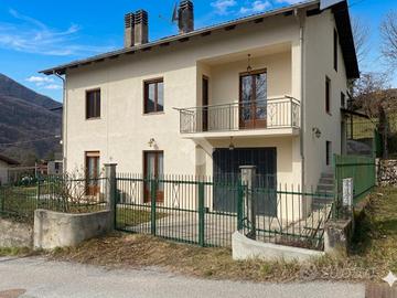 CASA INDIPENDENTE A PINASCA