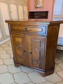 Credenzino in Arte Povera 