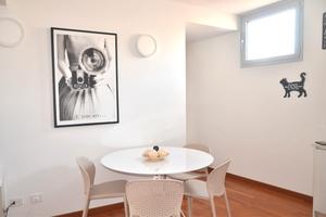 Moderno e Luminoso Appartamento Pisa Centro