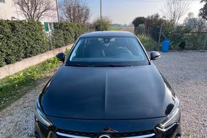 Opel Corsa 1.2 edition con GPL