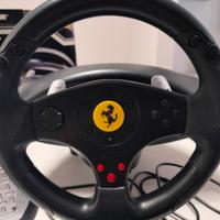 Volante e pedaliera THRUSTMASTER Ferrari