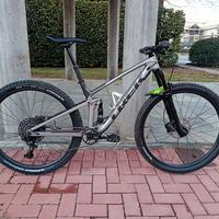 Trek Top Fuel 9.7 Full Carbon