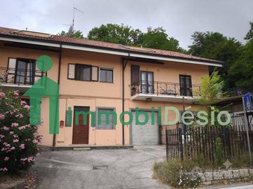 Attico / Mansarda di 112 m² con 4 locali a Potenza