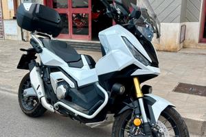 Honda ADV 750