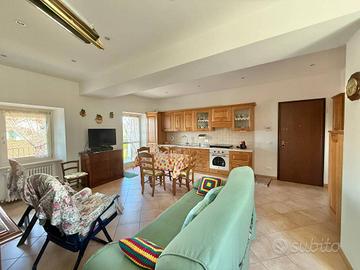 QUADRILOCALE RISTRUTTURATO OCCHIEPPO INFERIORE