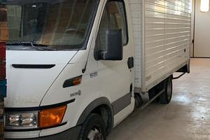 Iveco Daily 35C13 Furgonato