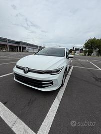 Golf 8 anno 2025 1.5 benzina