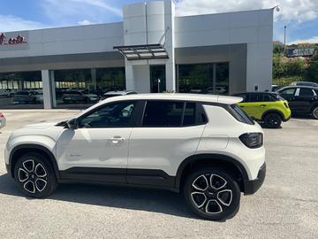 Jeep Avenger 1.2 Turbo 110 CV MHEV Summit