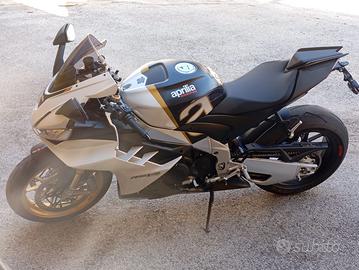 APRILIA RSV4 1100 FACTORY 2024