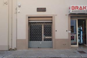 Locale commerciale ok alimentare